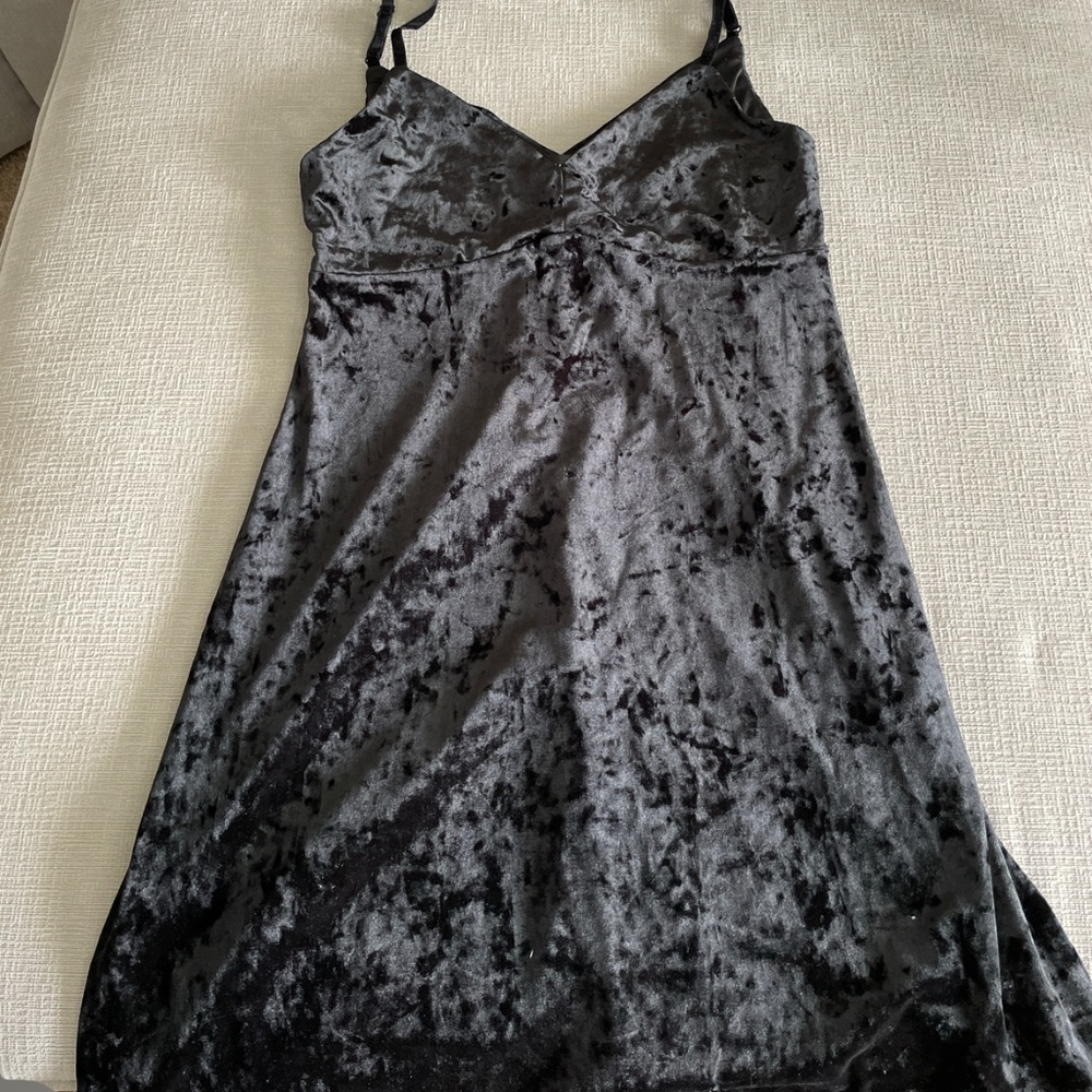 Black velvet dress